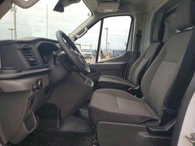 2026 Ford Transit Cutaway Base