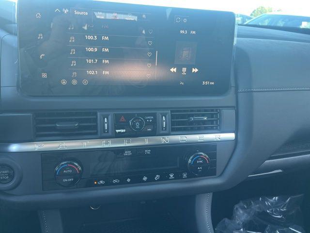 2026 Nissan Pathfinder S