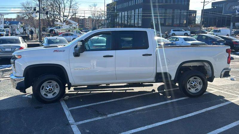 2023 Chevrolet Silverado 2500HD 4WD Crew Cab Standard Bed WT