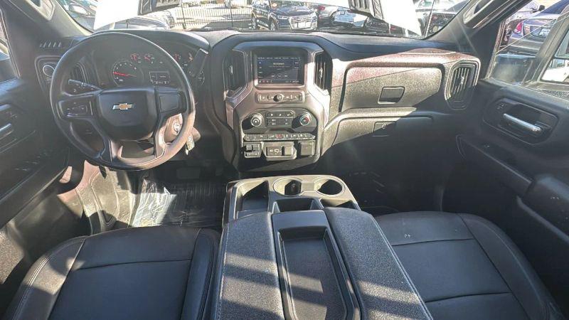2023 Chevrolet Silverado 2500HD 4WD Crew Cab Standard Bed WT