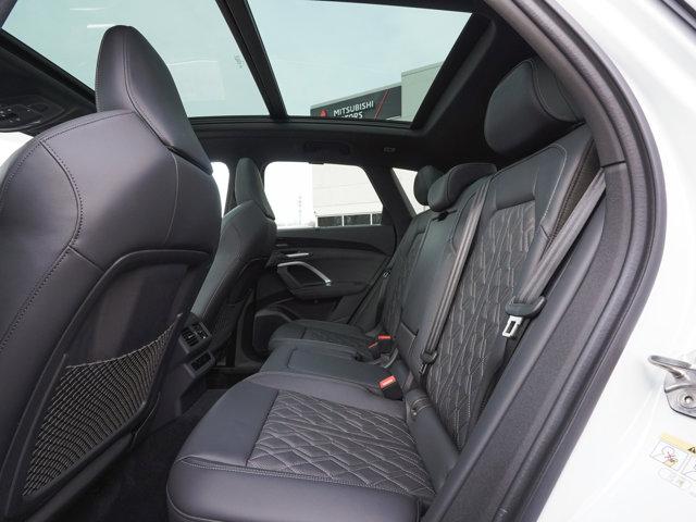 2025 Audi SQ5 Premium Plus TFSI quattro S tronic