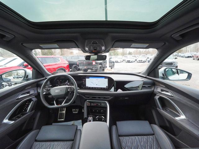 2025 Audi SQ5 Premium Plus TFSI quattro S tronic
