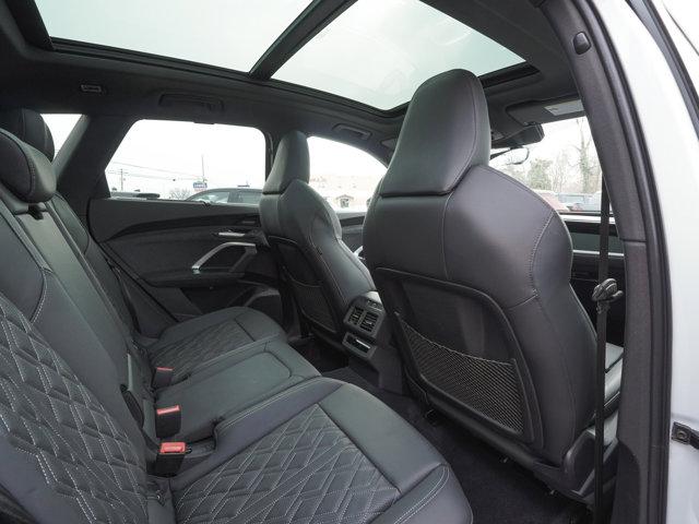 2025 Audi SQ5 Premium Plus TFSI quattro S tronic