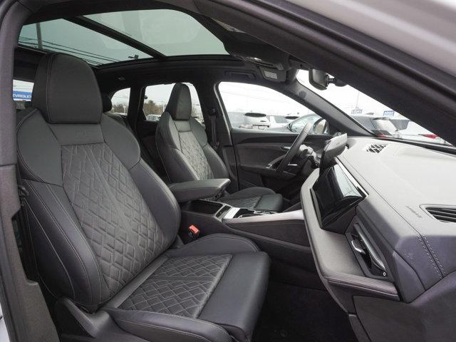 2025 Audi SQ5 Premium Plus TFSI quattro S tronic