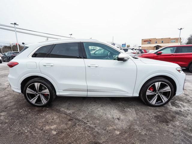 2025 Audi SQ5 Premium Plus TFSI quattro S tronic