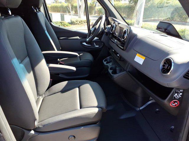 2026 Mercedes-Benz Sprinter 2500 Cargo 144 WB