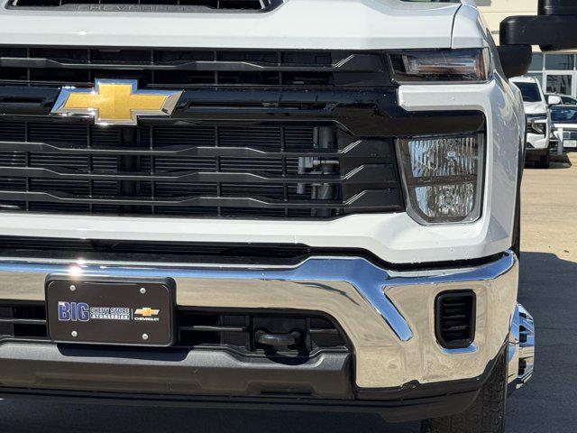 2026 Chevrolet Silverado 3500HD Crew Cab, Long Bed, WT Dual Rear Wheel, RWD