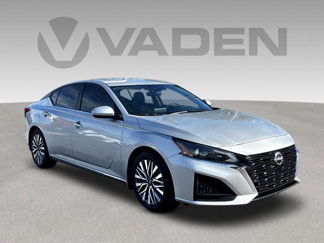 2023 Nissan Altima SV FWD