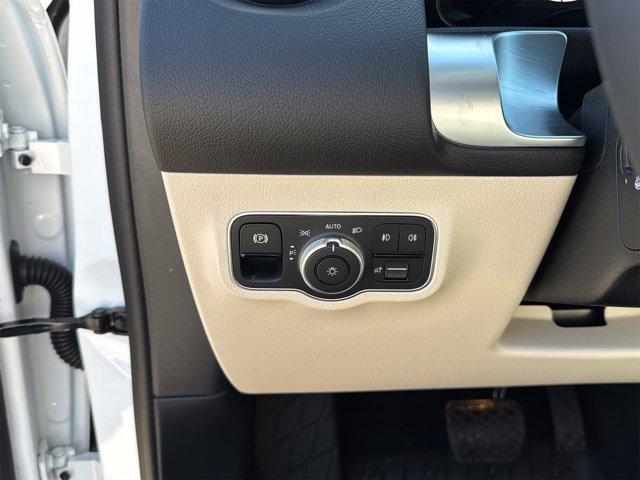 2026 Mercedes-Benz GLB GLB 250