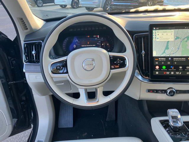 2026 Volvo XC90 Ultra Dark Theme, B6 AWD Gas (mild hybrid), Gasoline, 6 Seats