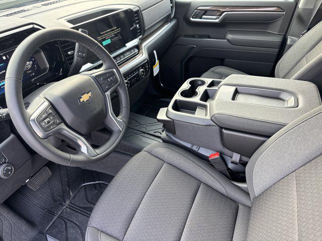 2026 Chevrolet Silverado 1500 4WD Crew Cab Standard Bed LT