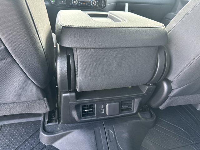 2026 Chevrolet Silverado 1500 4WD Crew Cab Standard Bed LT