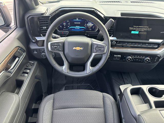 2026 Chevrolet Silverado 1500 4WD Crew Cab Standard Bed LT