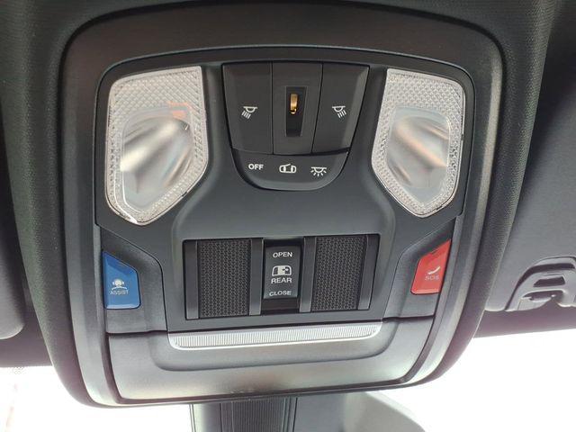 2026 Ram 1500 Express Crew Cab 4x4 5'7" Box