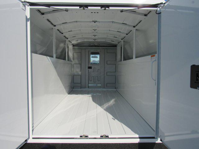 2025 GMC Savana Cutaway Work Van