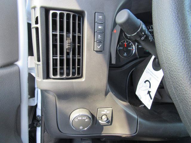 2025 GMC Savana Cutaway Work Van