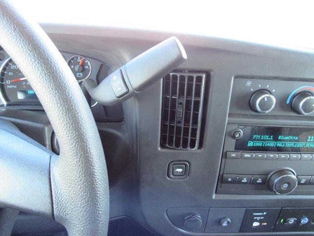 2025 GMC Savana Cutaway Work Van