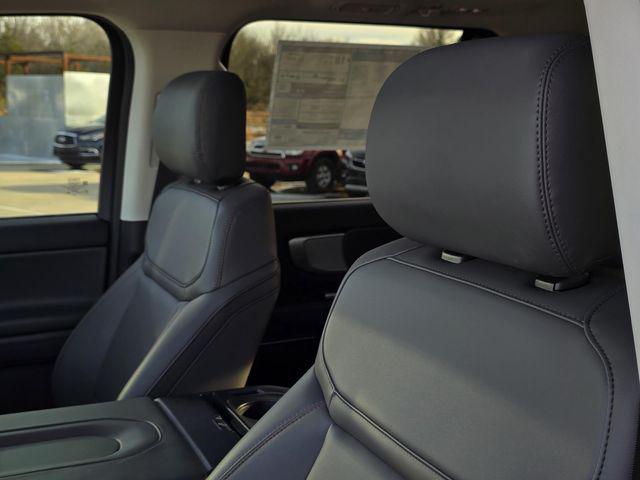 2025 Ford Expedition Active MAX