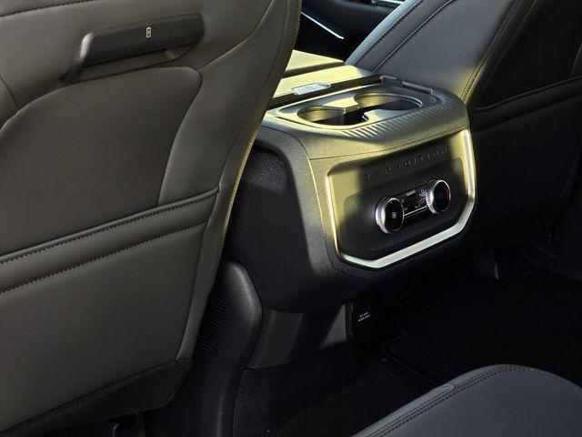2025 Ford Expedition Active MAX