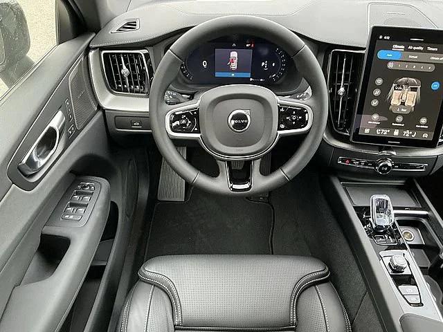 2026 Volvo XC60 B5 Ultra Black Edition