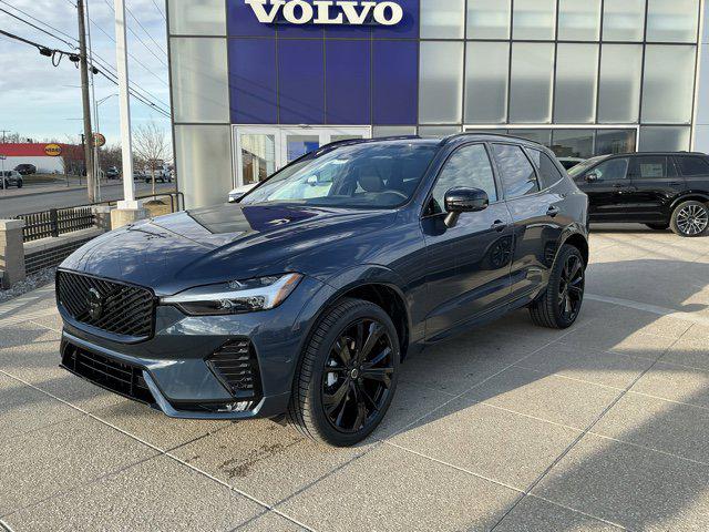 2026 Volvo XC60 B5 Ultra Black Edition