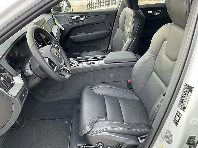 2026 Volvo XC60 Plug-In Hybrid Black Edition Ultra, T8 AWD Electric/Gasoline, Dark