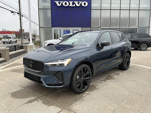 2026 Volvo XC60 Plug-In Hybrid Black Edition Ultra, T8 AWD Electric/Gasoline, Dark
