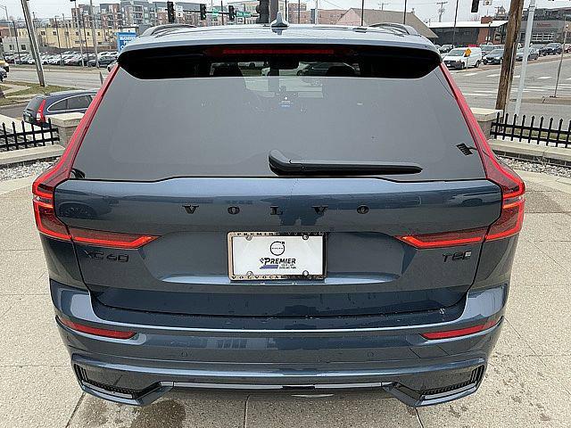 2026 Volvo XC60 Plug-In Hybrid Black Edition Ultra, T8 AWD Electric/Gasoline, Dark