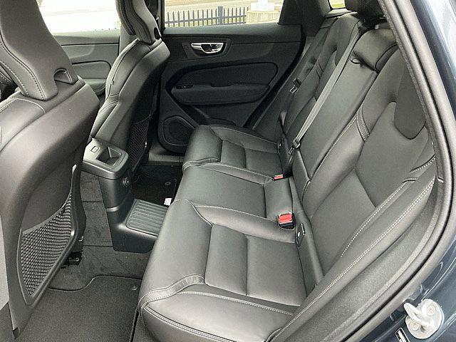 2026 Volvo XC60 Plug-In Hybrid Black Edition Ultra, T8 AWD Electric/Gasoline, Dark