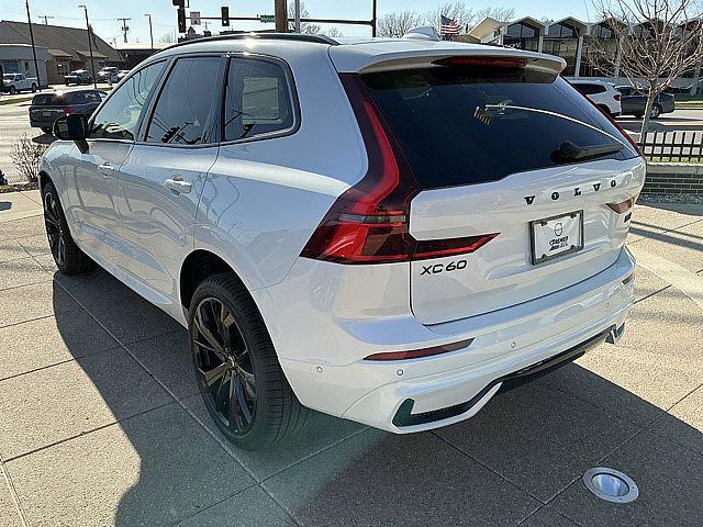 2026 Volvo XC90 Ultra Dark Theme, B6 AWD Gas (mild hybrid), Gasoline, 7 Seats