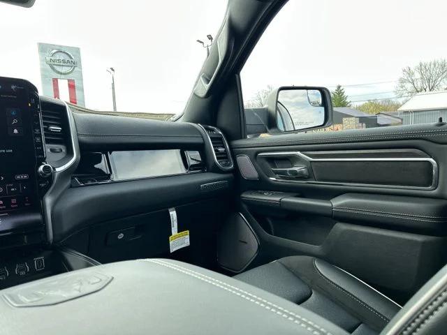 2026 Ram 1500 Laramie Crew Cab 4x4 5'7" Box