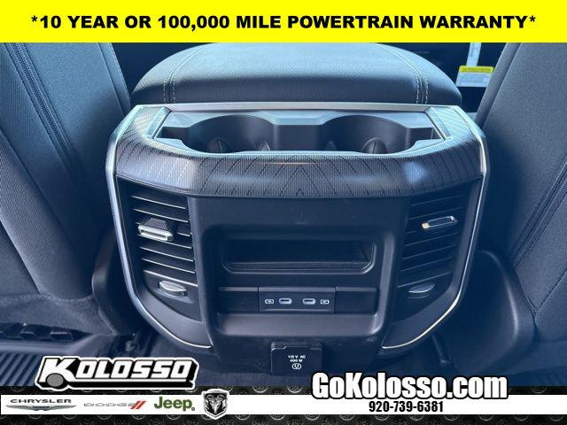 2026 Ram 1500 Big Horn Crew Cab 4x4 5'7" Box