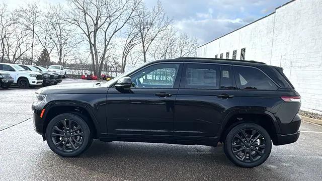 2026 Jeep Grand Cherokee GRAND CHEROKEE LIMITED RESERVE 4X4