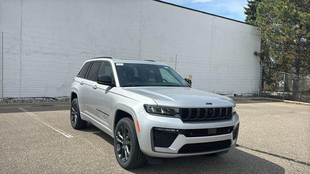 2026 Jeep Grand Cherokee Limited Reserve