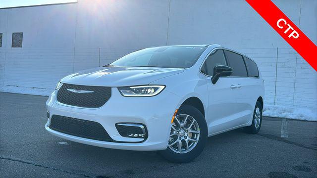 2026 Chrysler Pacifica Select for sale in Bloomfield Hills, MI