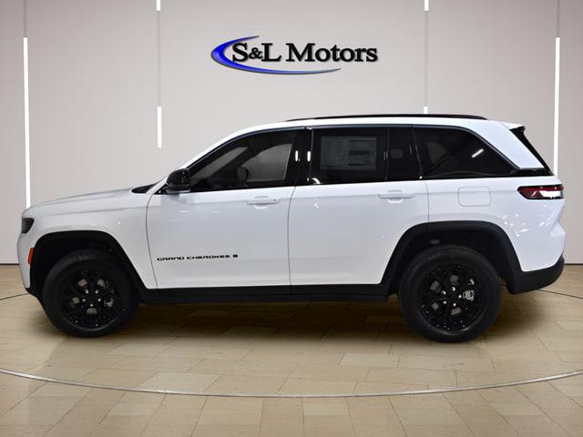 2026 Jeep Grand Cherokee Altitude 4x4