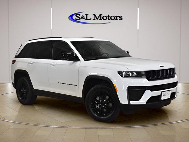 2026 Jeep Grand Cherokee Altitude 4x4
