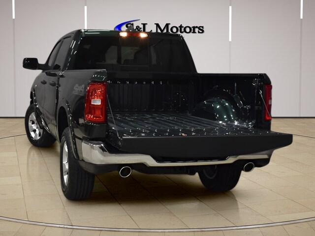 2026 Ram 1500 Big Horn Crew Cab 4x4 5'7" Box