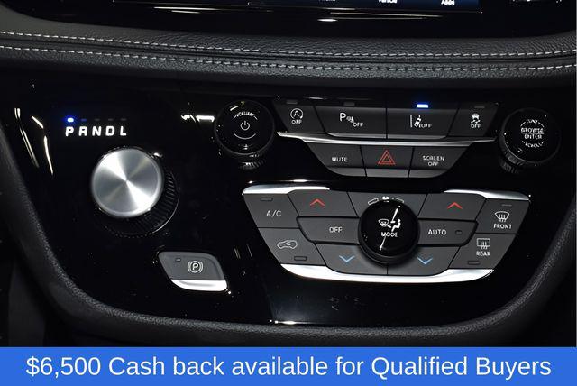 2026 Chrysler Pacifica Select AWD