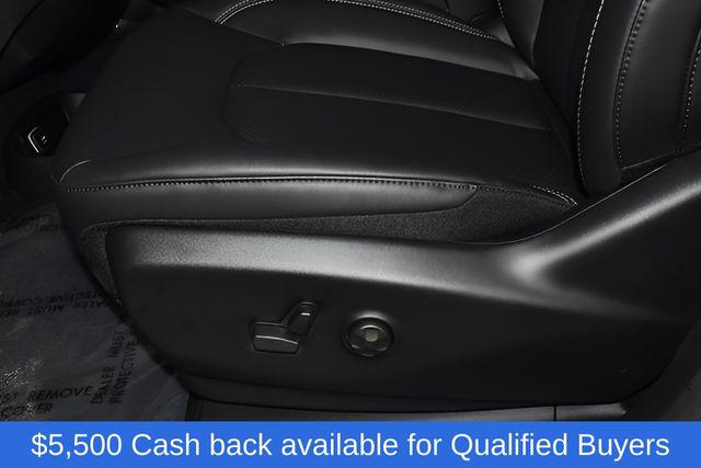 2026 Chrysler Pacifica Select AWD