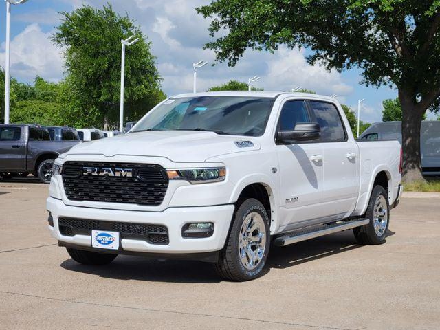 2026 Ram 1500 Lone Star Crew Cab 4x4 5'7" Box