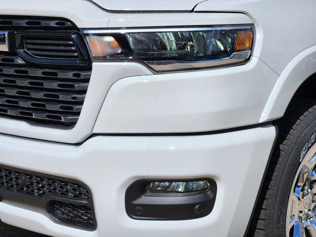 2026 Ram 1500 Lone Star Crew Cab 4x4 5'7" Box