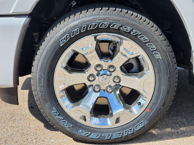 2026 Ram 1500 Lone Star Crew Cab 4x4 5'7" Box