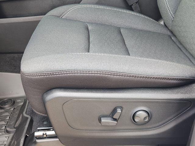 2026 Ram 1500 Lone Star Crew Cab 4x4 5'7" Box