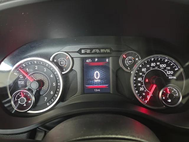 2026 Ram 1500 Big Horn Crew Cab 4x4 5'7" Box