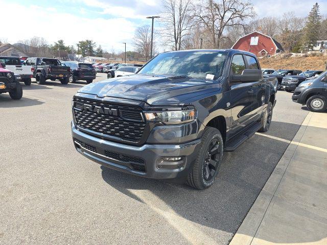 2026 RAM Ram 1500 RAM 1500 EXPRESS CREW CAB 4X4 57 BOX