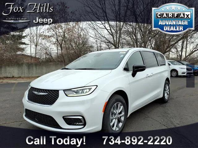 2026 Chrysler Pacifica PACIFICA SELECT AWD