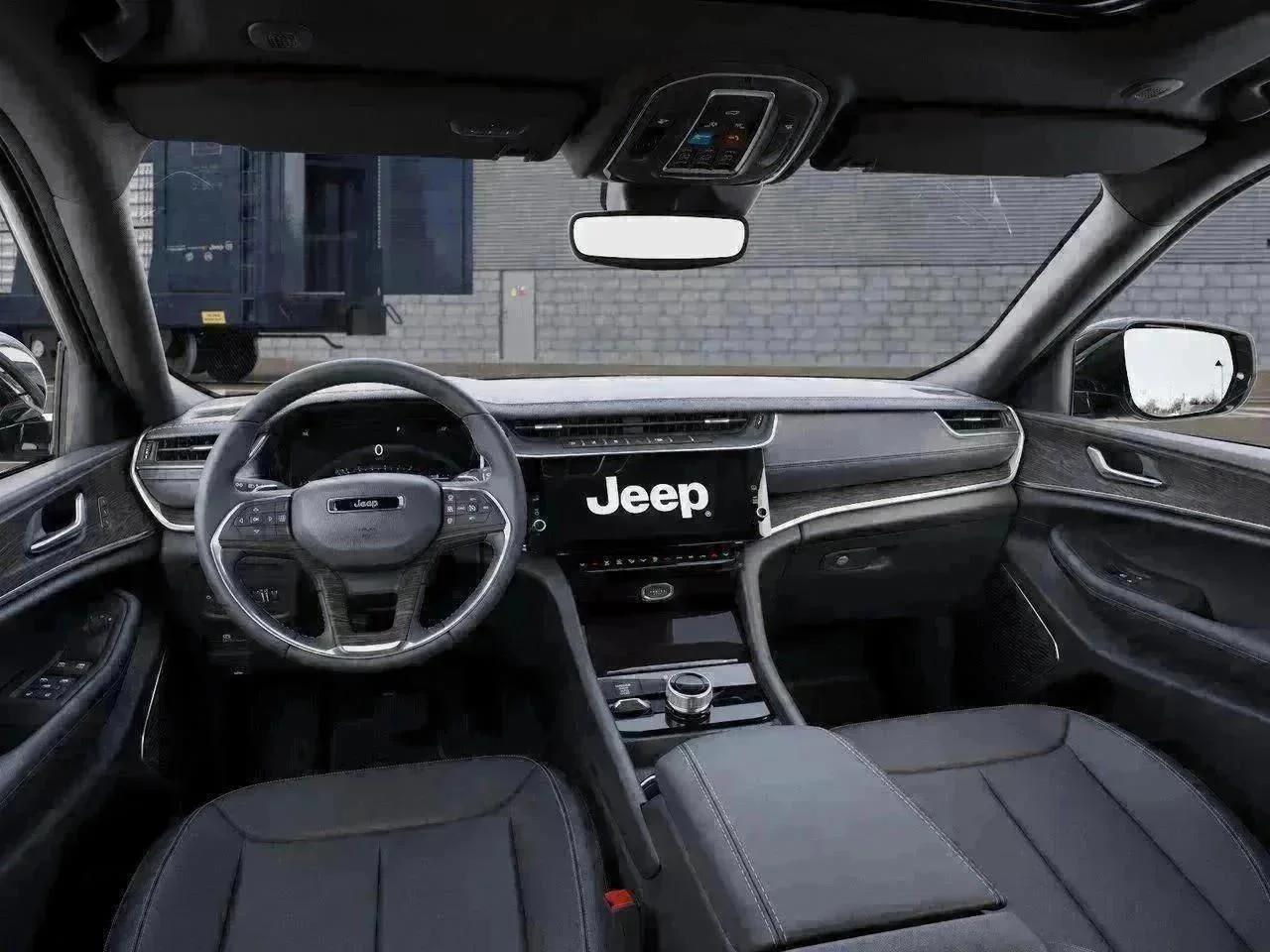 New 2026 Silver Zynith Exterior Paint Jeep Limited image 14