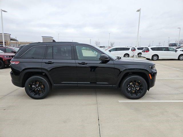 2026 Jeep Grand Cherokee Altitude 4x4
