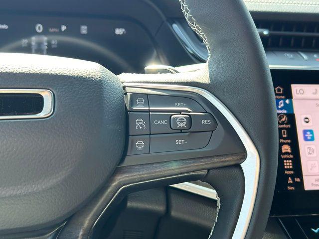 2026 Jeep Grand Cherokee Altitude 4x2